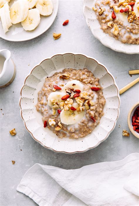 Overnight Steel-Cut Oats Oatmeal (Easy + Healthy) - The Simple Veganista