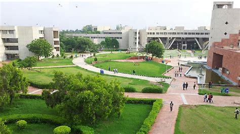 Delhi Technological University Unveils New Courses with Flexible Entry ...