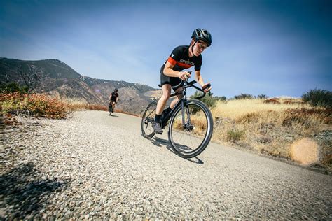 SpeedX Unicorn: Smart Road Bike with Built-in Power Meter