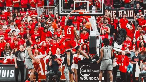 Michigan is a MACHINE; JT Toppin injury has Texas Tech’s season on edge; Mick Cronin is a (problematic) content factory; Miami U 26-0!