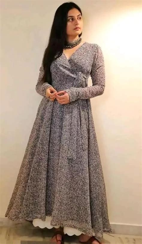 Buy Women's Georgette Fit and Flare V-Neck Gown Elegant Silhouette in ...