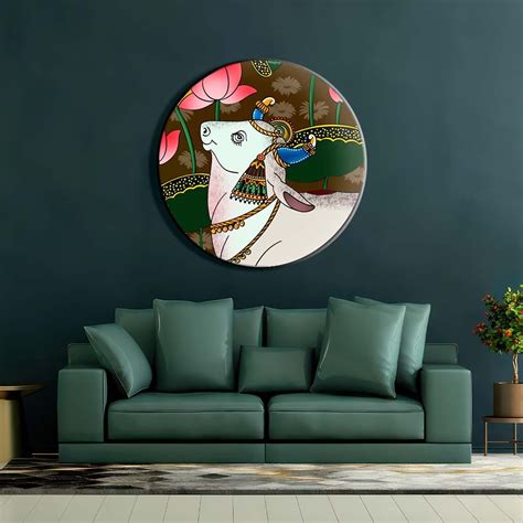 Buy Kaamdhenu Cow Pichwai Art: Round Canvas Wall Art – Aesthesy
