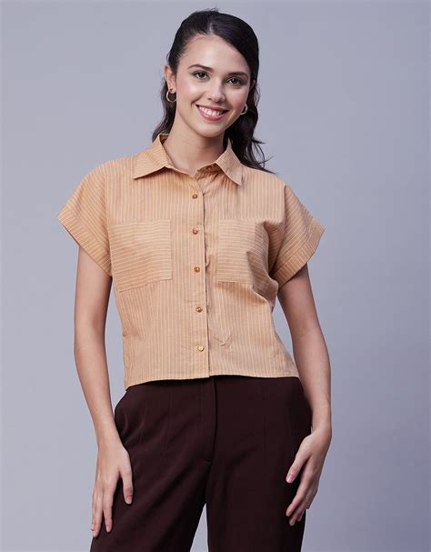 Button-Up Shirt, Short Sleeve - Moomaya