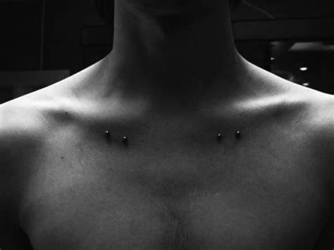 collarbone surface piercings | Collar bone piercing, Unique body ...