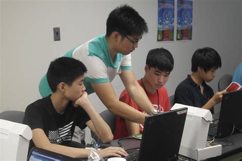 Computer Camp Program 的图像结果