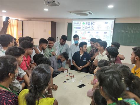 Visit to Prototyping Lab for 3D Printing and Robotics – SPES’s Goa ...
