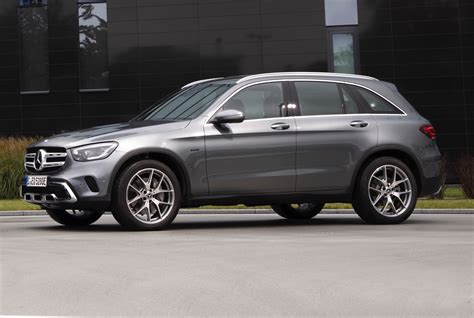 Salon de Francfort 2019 - Mercedes GLC 300 e : le retour de l'hybride rechargeable