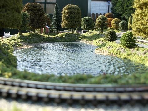 Creating Model Train Landscape 的图像结果