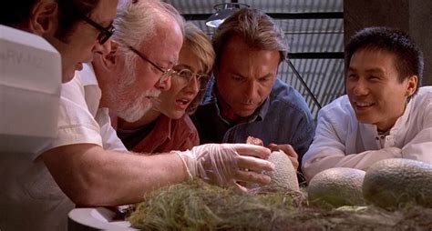 1934年任光推出了他的电影