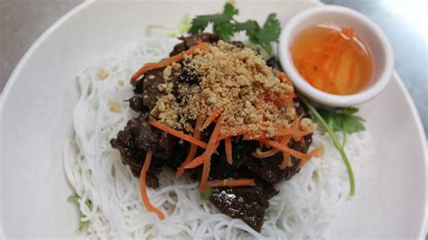 rice vermicelli noodle — Saigon Spring