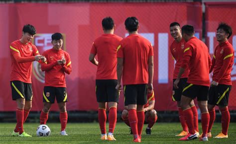 新华全媒+丨足球——世预赛：中国队对阵关岛队_时图_图片频道_云南网