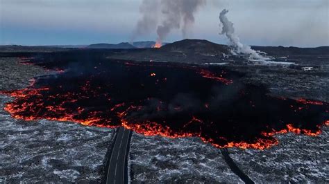 Volcano on Iceland's Reykjanes Peninsula erupts 7th time in a year - CGTN
