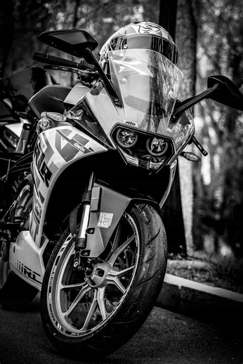 [100+] Ktm Rc 390 Wallpapers | Wallpapers.com