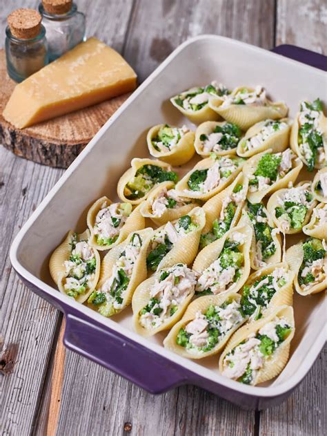 Broccoli and Chicken Alfredo Stuffed Shells - Danny's Delight