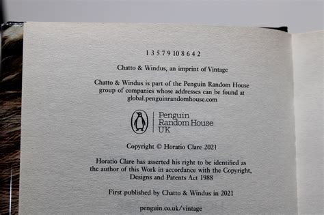 Heavy Light by Horatio Clare: Fine Hardback (2021) 1st UK, 1st impression. | Really Good Books