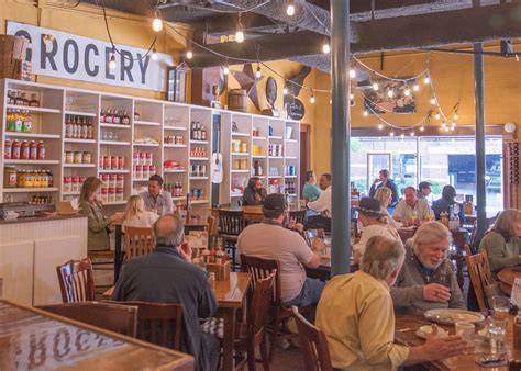 Triple Crown Bakery | Franklin TN's Dreamiest Cakes Cookies and Pastries