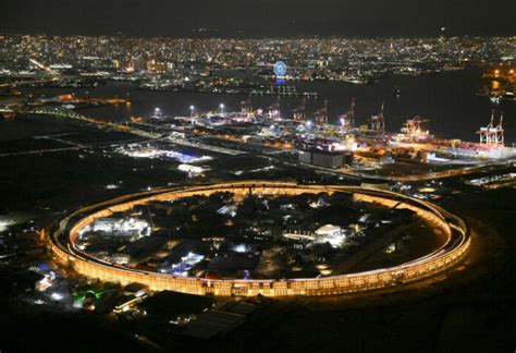 "Grand Ring", das Herzstück der Osaka Expo 2025, zum ersten Mal beleuchtet