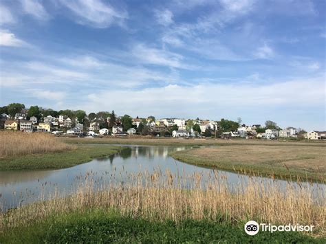 10 CLOSEST Hotels Near The Squire - Revere | Trip.com