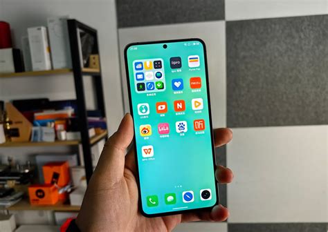 Which smartphone has the largest screen?
