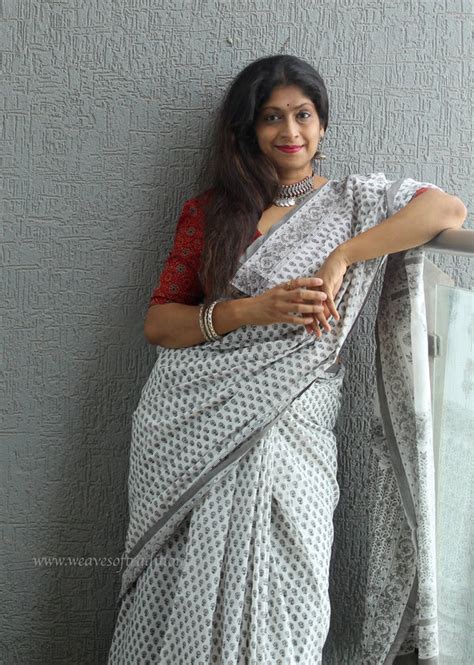 Weaves of Tradition: Shop Online for Women's Fashion | Home Linen