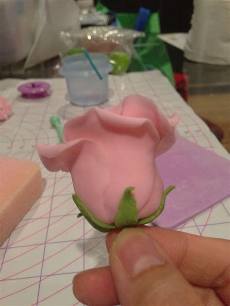 Fondant Rose Instructions 的图像结果