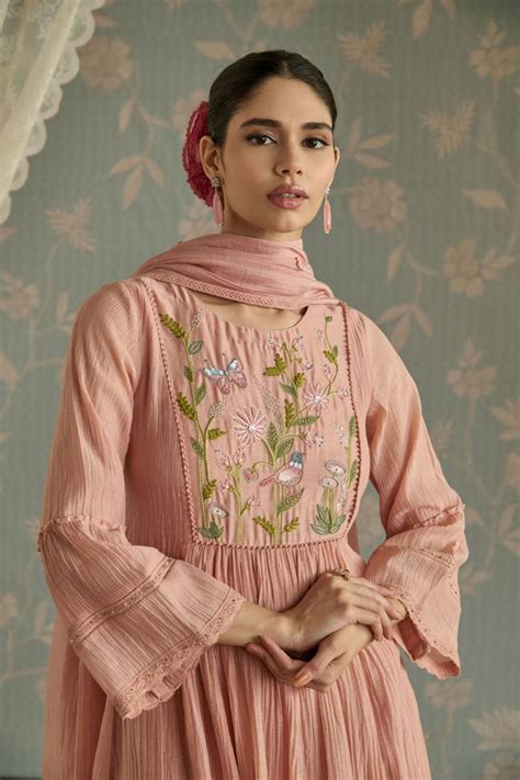 Kritika Dawar - Pink Sairah Kurta Set - Elahe