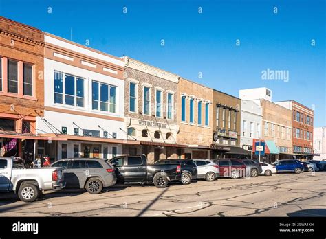 Denton, Texas - January 31, 2025: Street scene View of historic ...