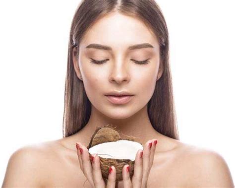Amazing Benefits Of Coconut Milk For Hair | Femina.in