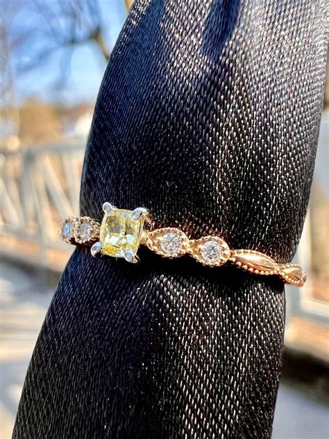 Pt950+K18PGファンシーイエローダイヤモンドリングYellow Diamond ランダム発送商品 | jewelry KIRARI