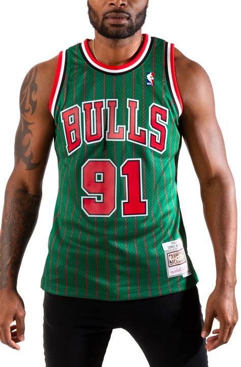 MITCHELL AND NESS Dennis Rodman Chicago Bulls Swingman Jersey ...