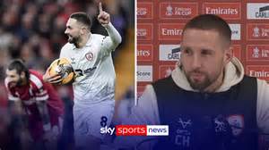 World Darts Championship: Nijman wins first set with big 136 finish ...