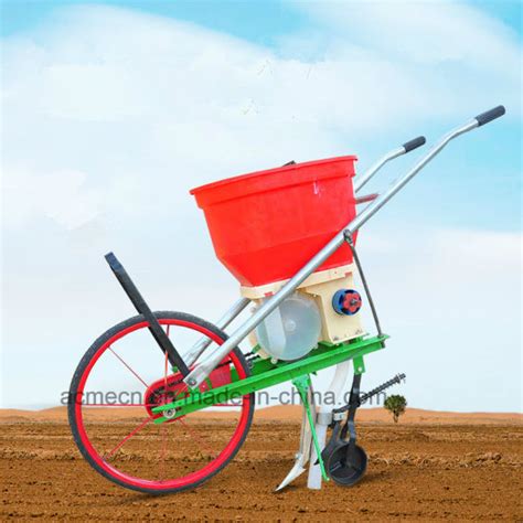 China Agricultural Fertilizer and Seed Spreader Manual Push Fertilizer ...