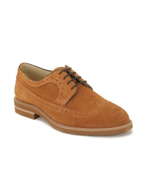 Tiger Shroff footwear styles