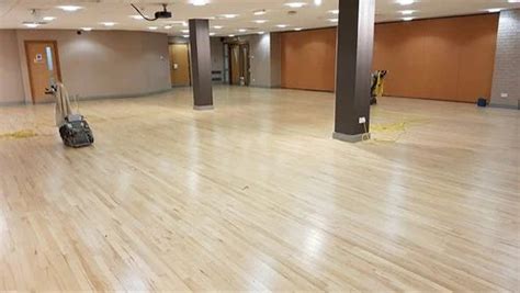 Hall Flooring - Aerobic Wooden Hall Flooring Manufacturer from Thane