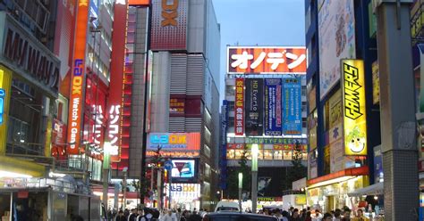Reflexions on Technology: Things to Buy in Japan - 2 (Akihabara)