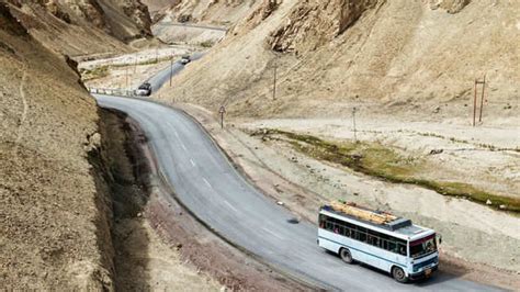 Manali to Leh bus service | TimesTravel