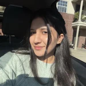 Anum - Maths teacher - ₹1737/h