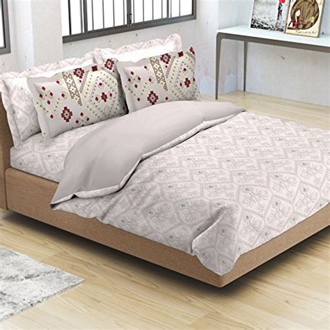 BOUTIQUE LIVING Monochromefolk 210 TC King Size Bedsheet with 4 Pillow ...