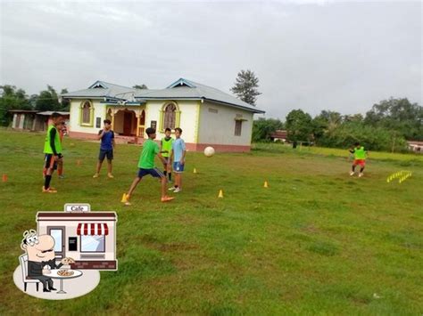 Menu at TAYC CLUB TANGKHAM, Pangei