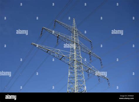 Distribution Power Lines 的图像结果
