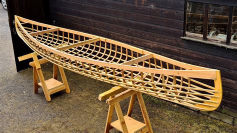 Primitive Canoe Build 的图像结果