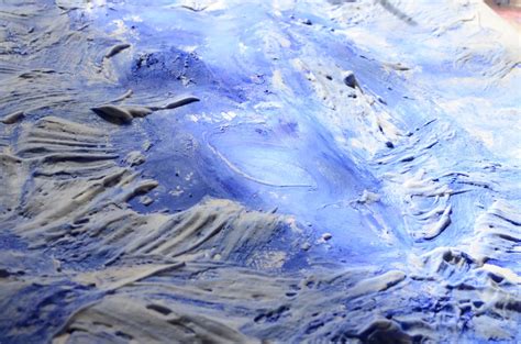 Practical Mom: Shaving Cream Puffy Paint Art