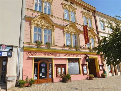 HOTEL MORAVA (Znojmo) - Hotel Reviews, Photos, Rate Comparison ...