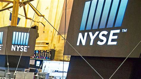 Wall Street today: Nasdaq, S&P 500, Dow Jones jump as focus shifts to ...