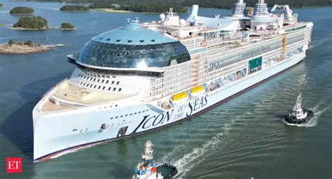 365 meters long - Icon of the Seas: World's largest cruise ship makes ...