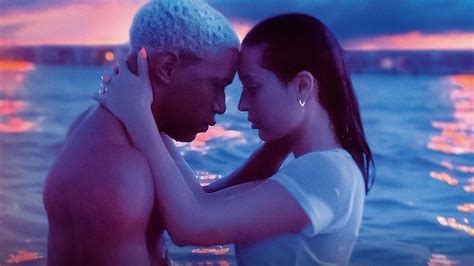 Waves Movie Wallpapers - Top Free Waves Movie Backgrounds - WallpaperAccess