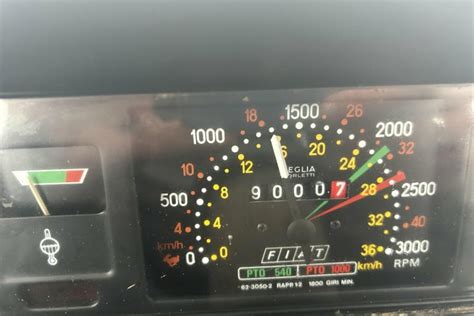 Einer der letzten Fiatagri: Fiat 65-94 DT Traktor für 19.000 Euro ...