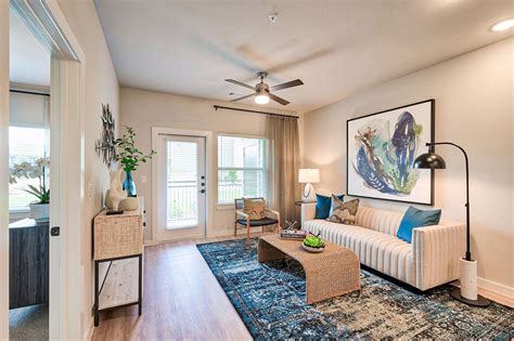 Luxury Apartments in Cypress, TX | Experience Gateway at Cypress Creek