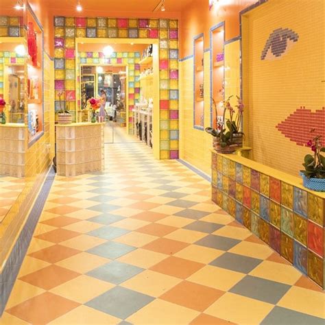 How to Choose Checkerboard Floor Tile Colors | Daltile