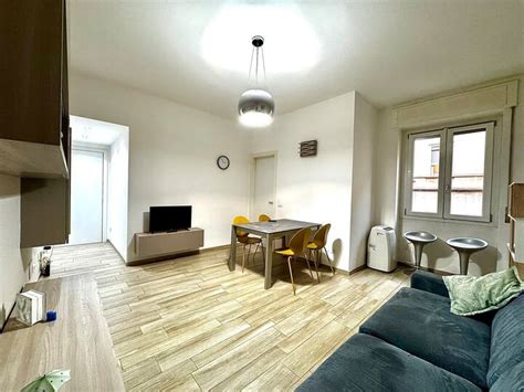 modern apartment central station - Apartments for Rent in Milano ...